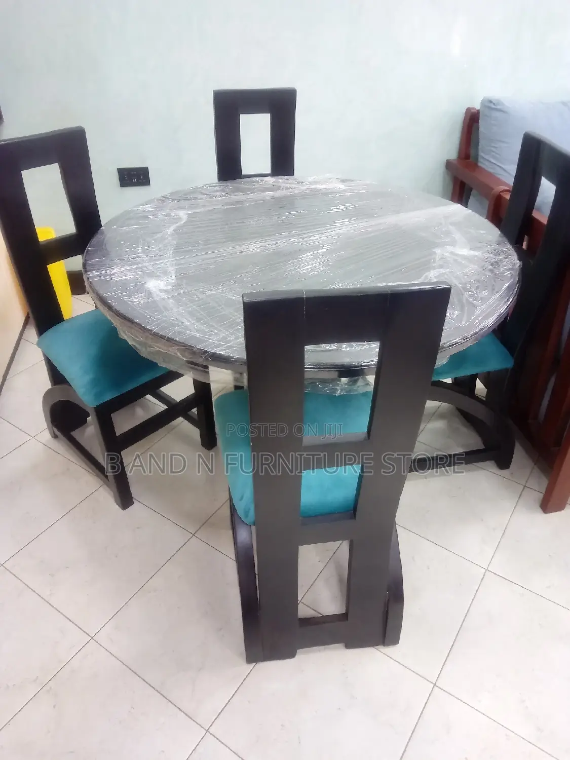 Dinning Table