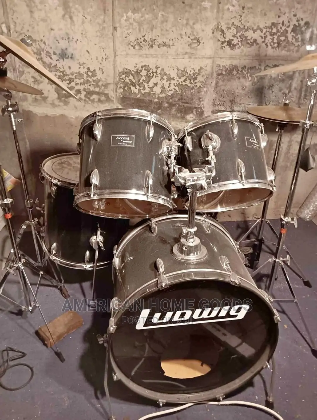 Ludwig Complete Drum Kit With Cymbals.