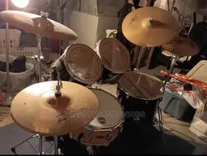 Ludwig Complete Drum Kit With Cymbals.