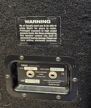 Pair of Yamaha S112 Pa Speakers 300/600w 2-Way Series.