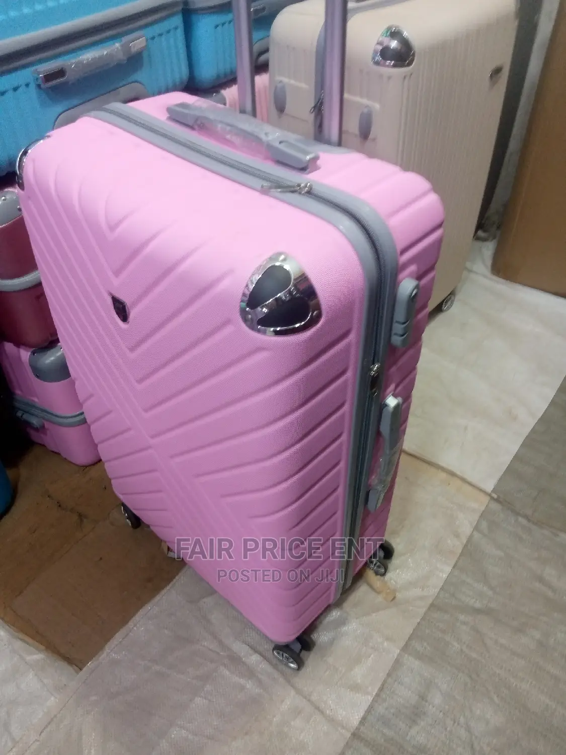 Original Plastic Suitcases.Medium.( Pink)