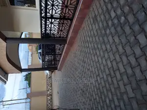 Furnished 4bdrm House in Kira for sale