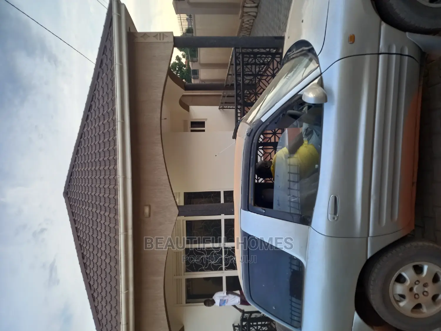 Furnished 4bdrm Bungalow in Kira for sale