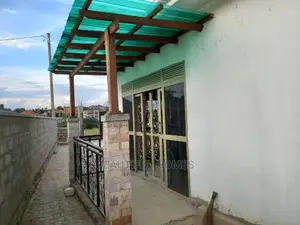 Furnished 4bdrm Bungalow in Kira for sale