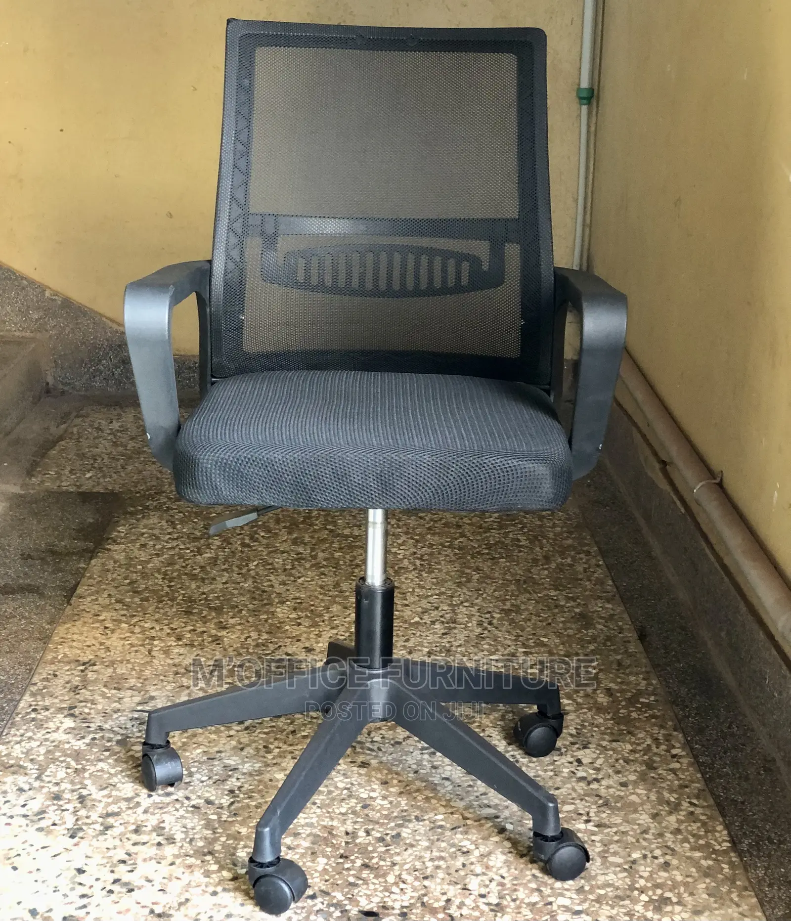 Office Chairs With Mesh Back