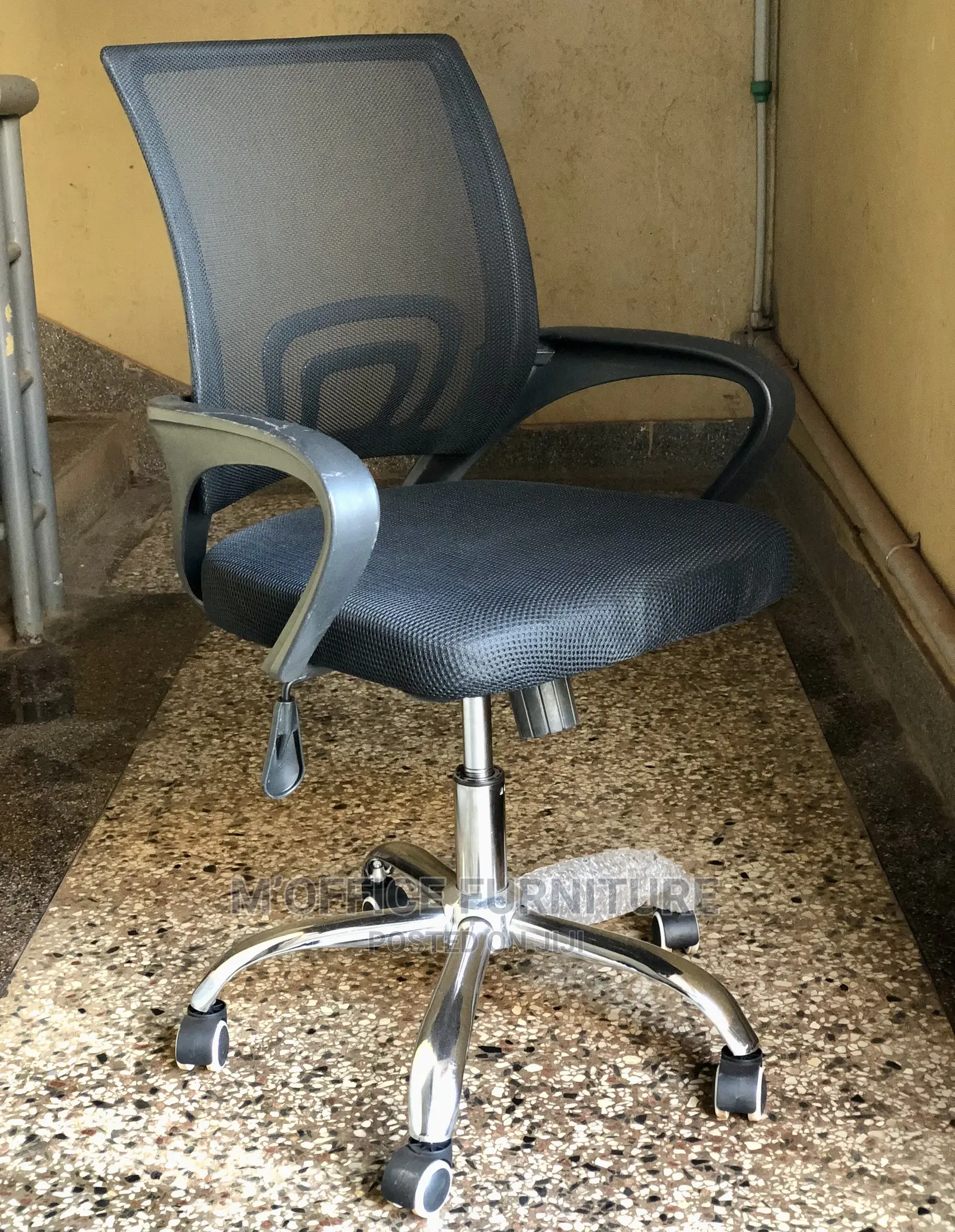 Office Chairs With Mesh Back