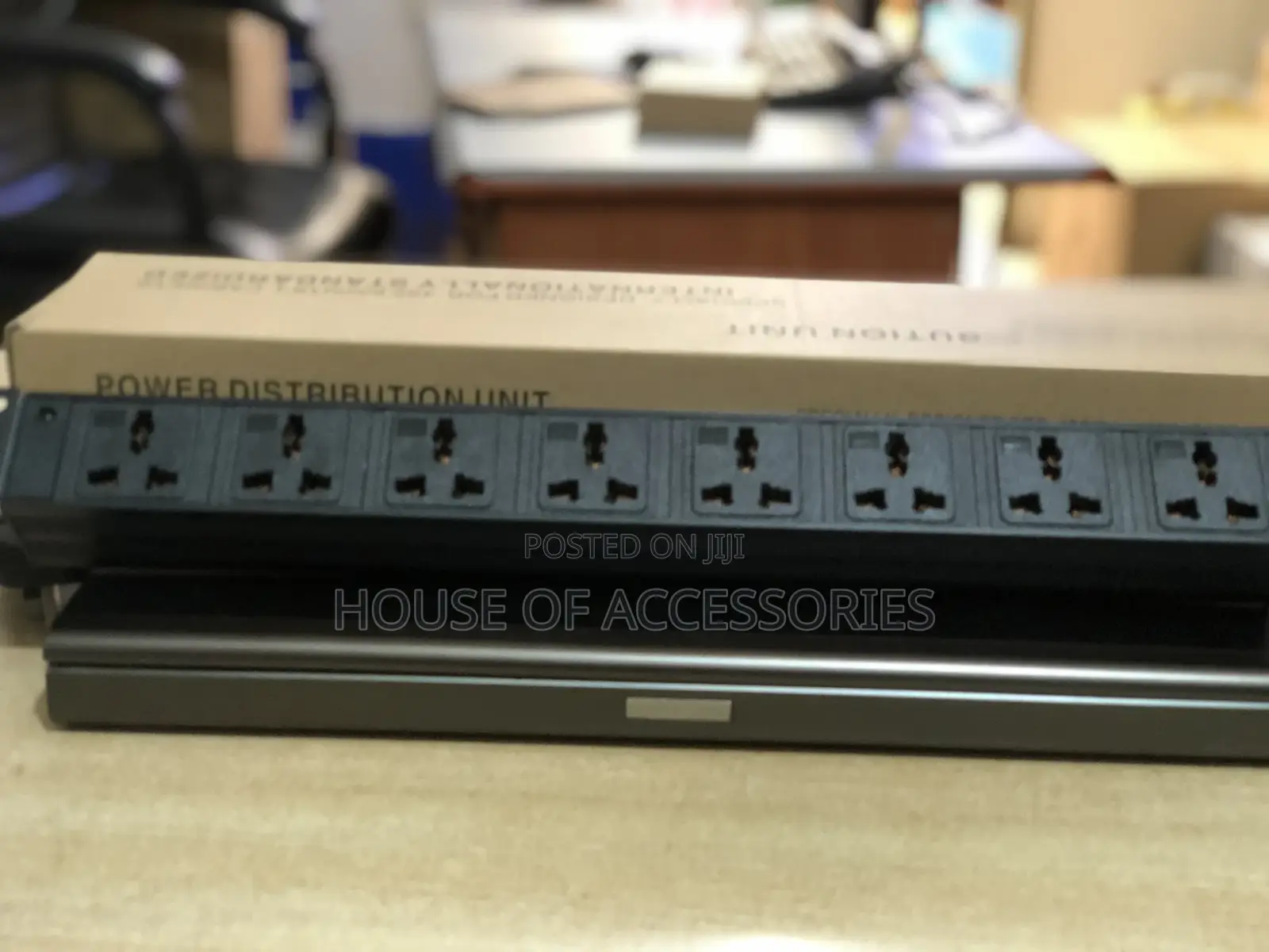 8way Power Distribution Unit (PDU)