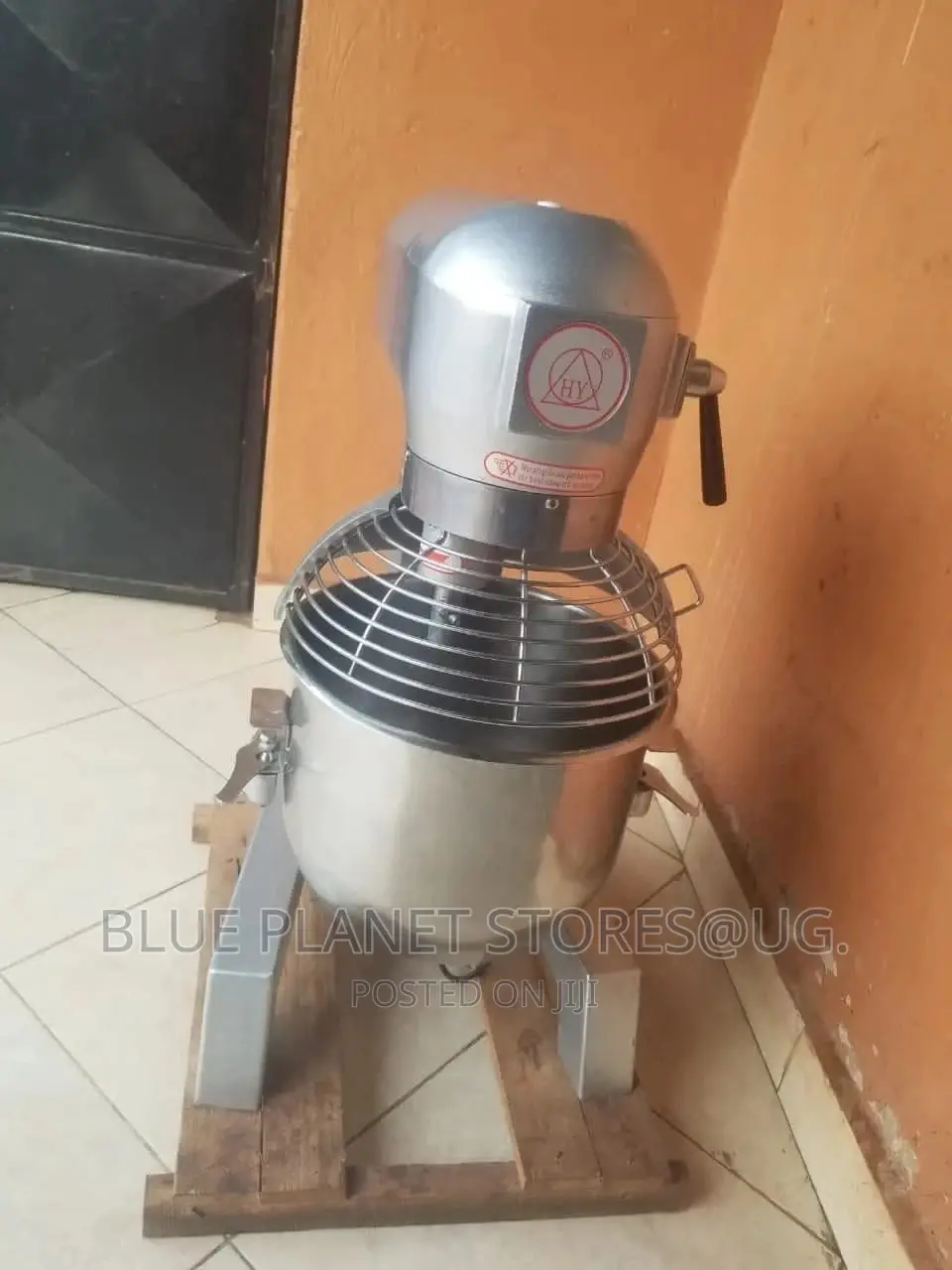 B-10 Heavy Duty 10litres Cake/Dough Stand Mixers \\ S/S Body