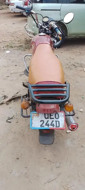 TVS Apache 180 RTR 2017 Red