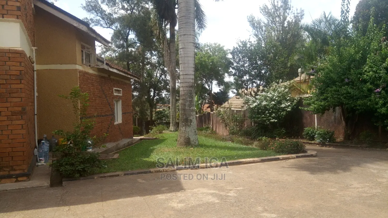 4bdrm Duplex in Kololo Property, Central Division for rent