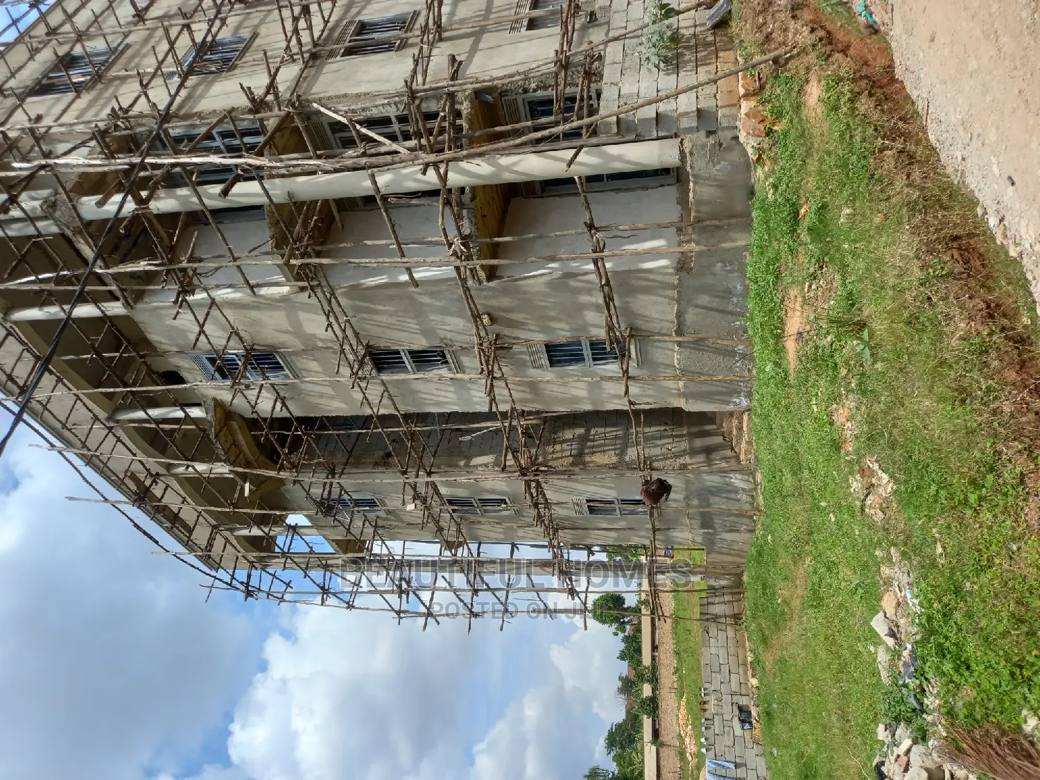Furnished 1bdrm Apartment in Kira for sale