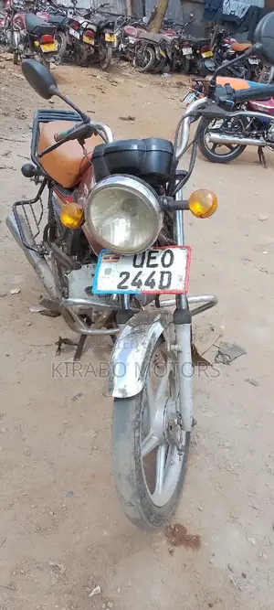 TVS Apache 180 RTR 2017 Red