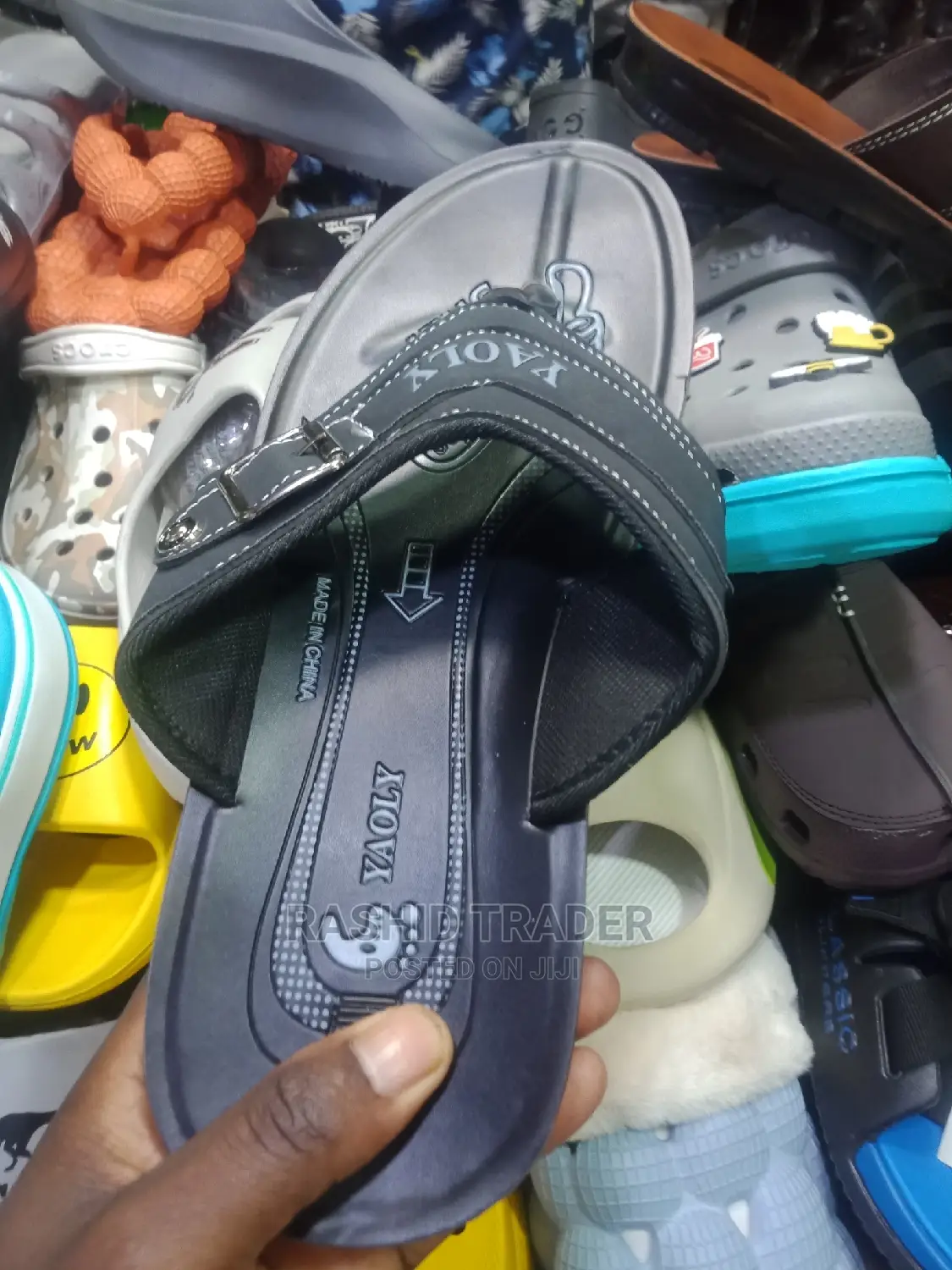 Yaoly Sandals