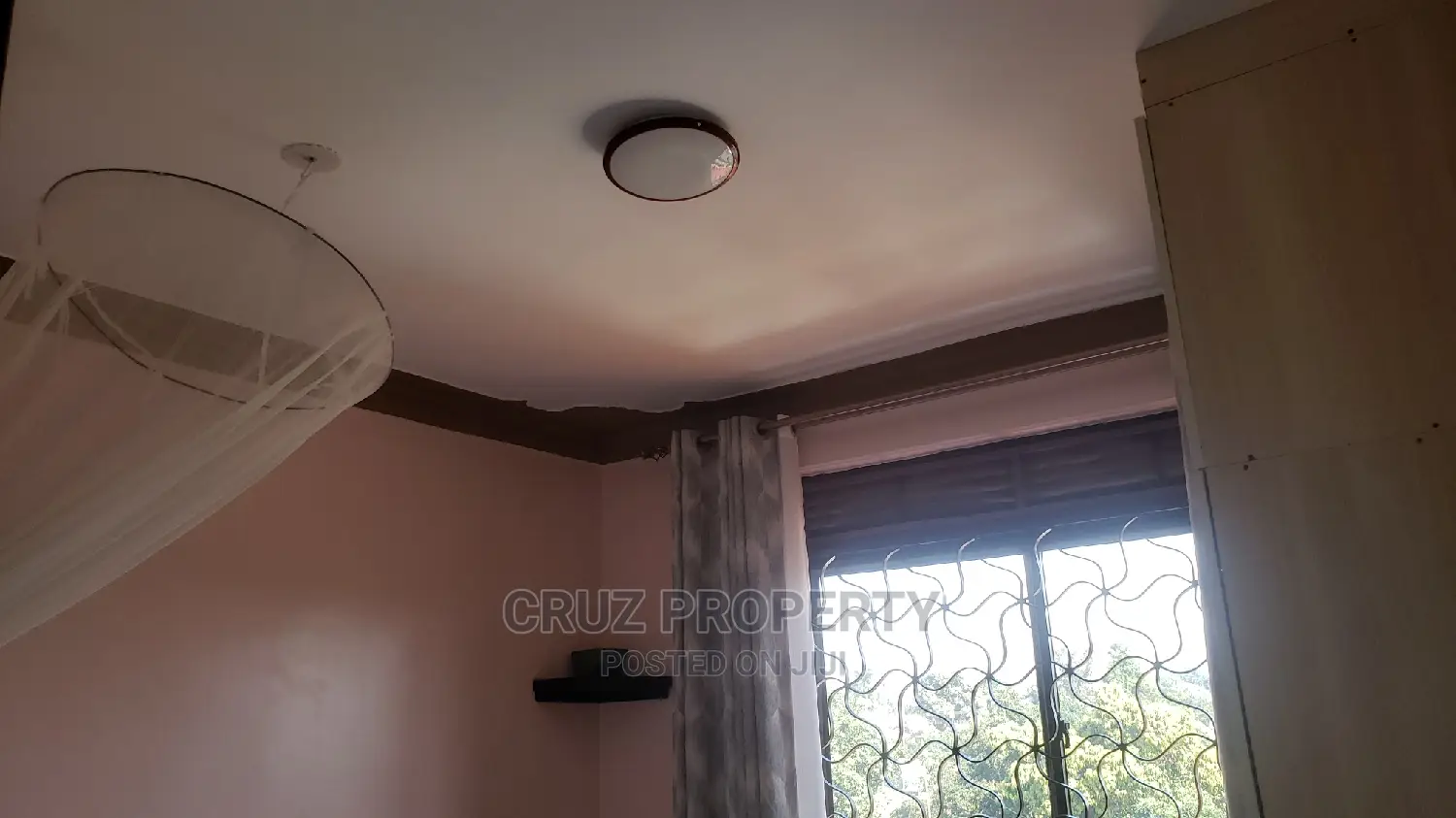 AIRBNB(Mengo Lungujja One Bedroom, Living Room)