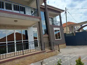Furnished 5bdrm House in Kira All Tarmack for sale