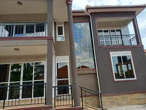 Furnished 5bdrm Duplex in Kira for sale