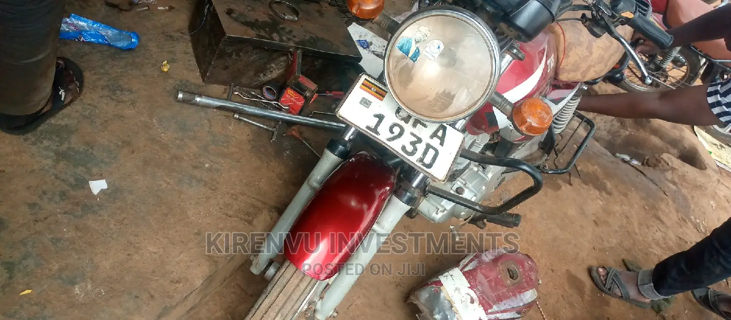 TVS Apache 180 RTR 2017 Red