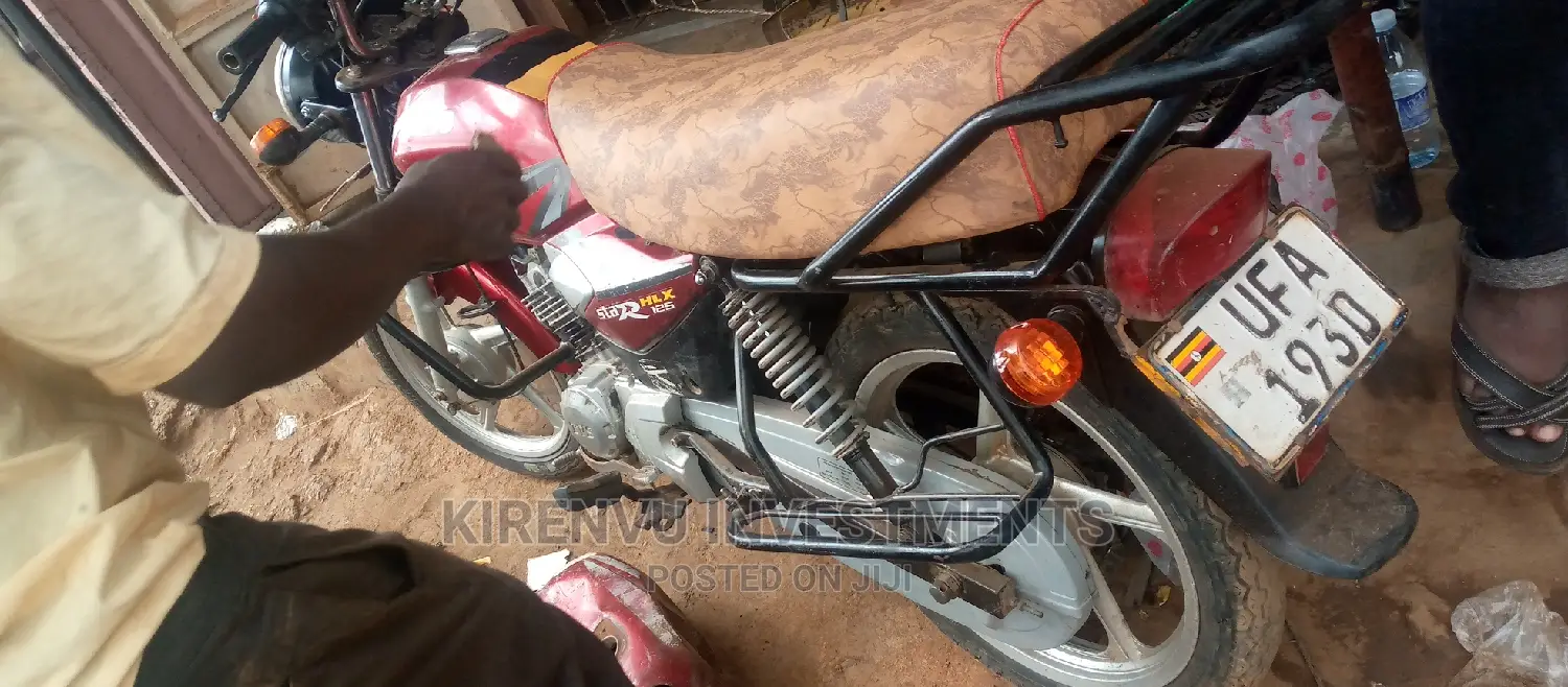 TVS Apache 180 RTR 2017 Red