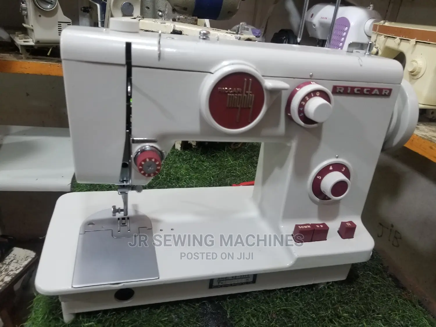 Riccar Zigzag Design Sewing Machine
