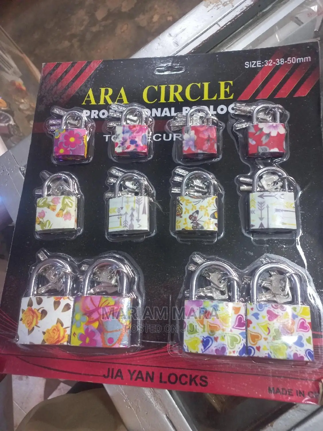 Chart Paddlocks Ara Circle
