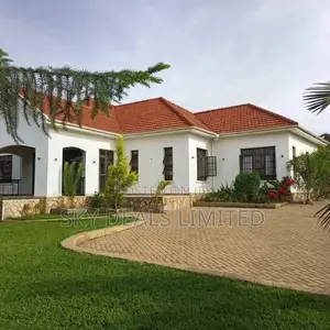 3bdrm Bungalow in Kayanja Ring, Nakawa for rent