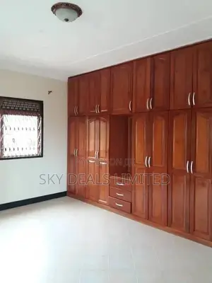 3bdrm Bungalow in Kayanja Ring, Nakawa for rent