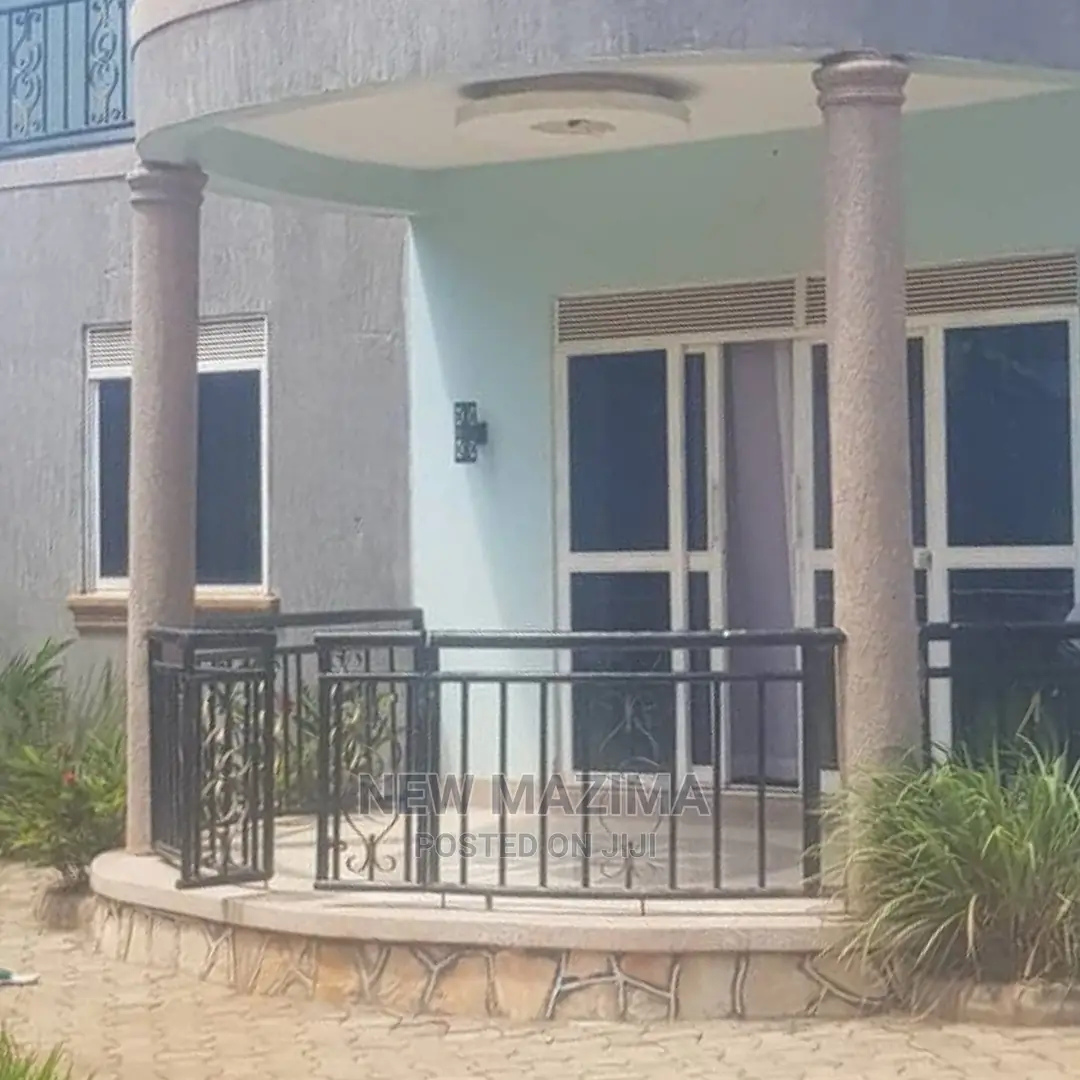 Mini Flat in Busabaala Heights, Central Division for sale