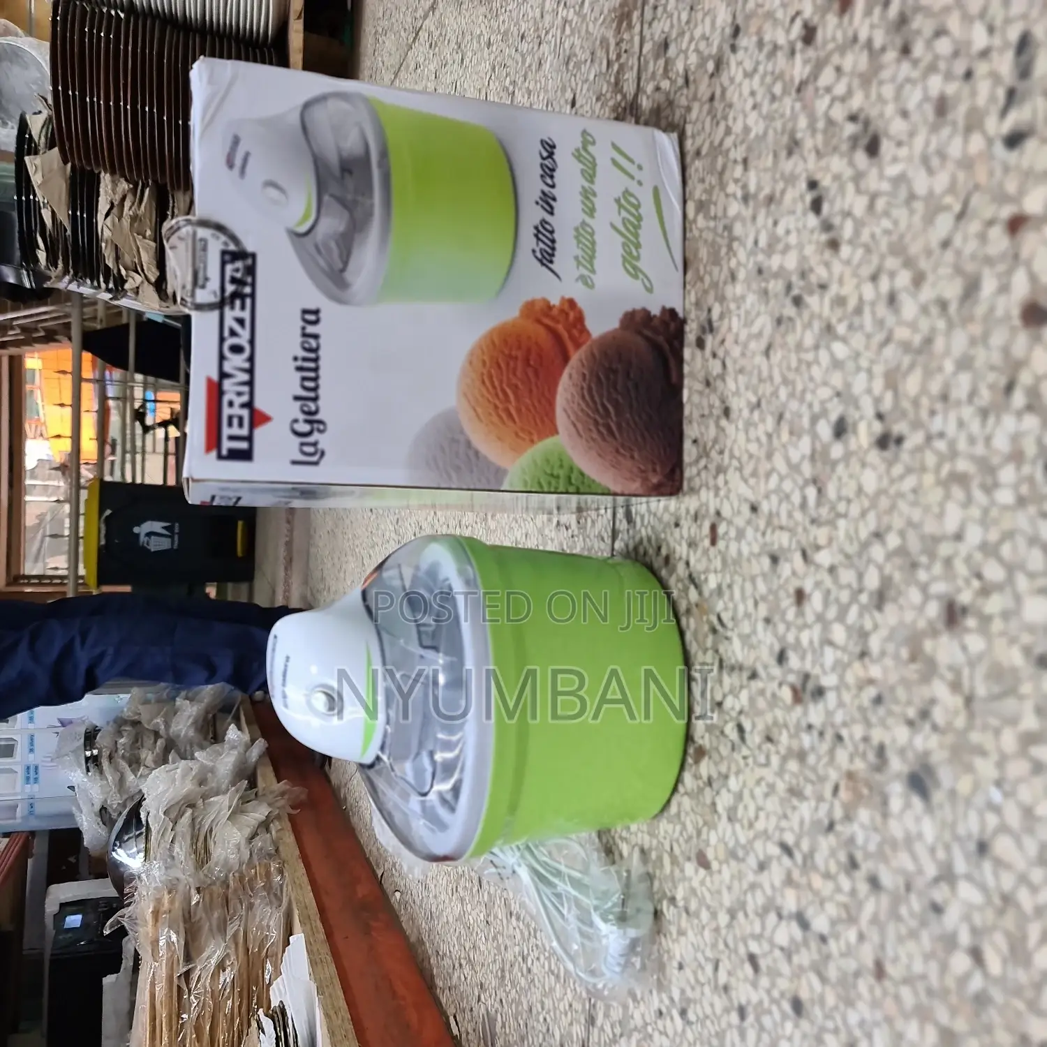 Ice Cream Maker (Mini)
