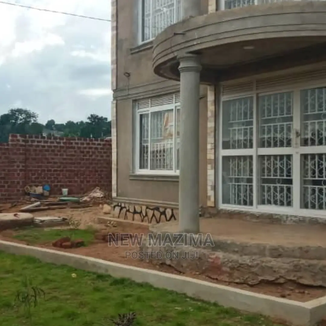 Mini Flat in Kitala Ntebe Rd, Central Division for sale