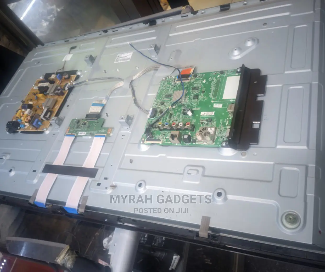 Best Experienced Technicians in TV Repairing