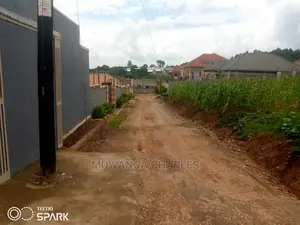Plot in Kira Bulindo on Quick Sale