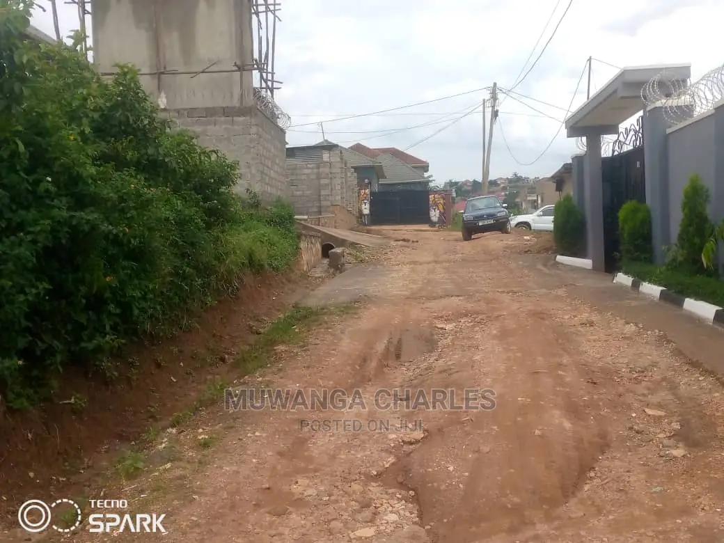 Plot in Kira Bulindo on Quick Sale