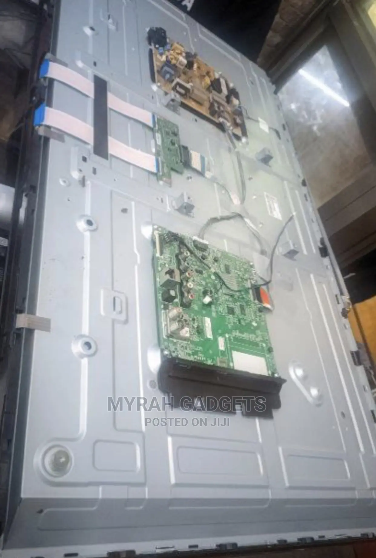 The Trustful Technicians in TV Repairing