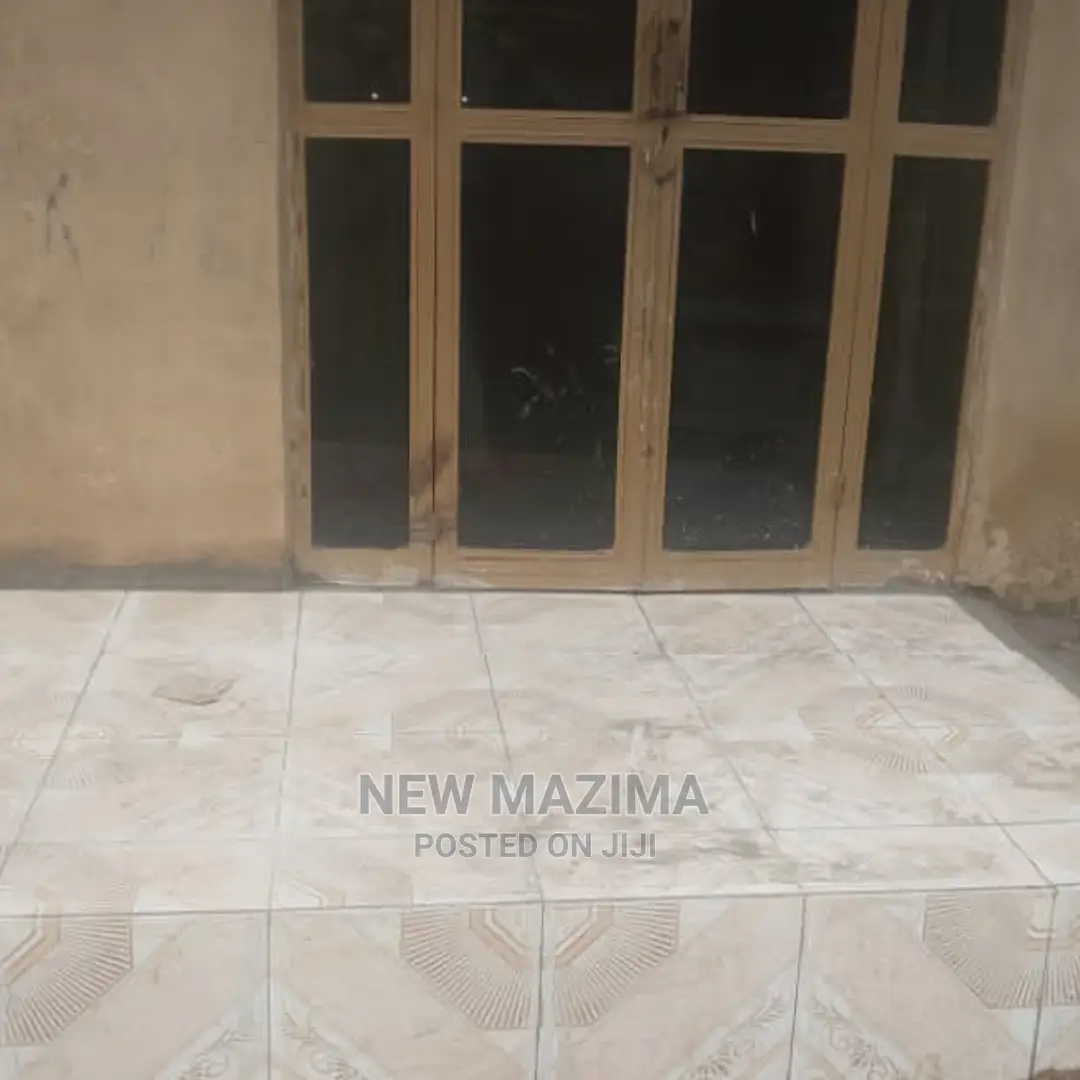 2bdrm House in Kawempe Kawanda, Central Division for sale