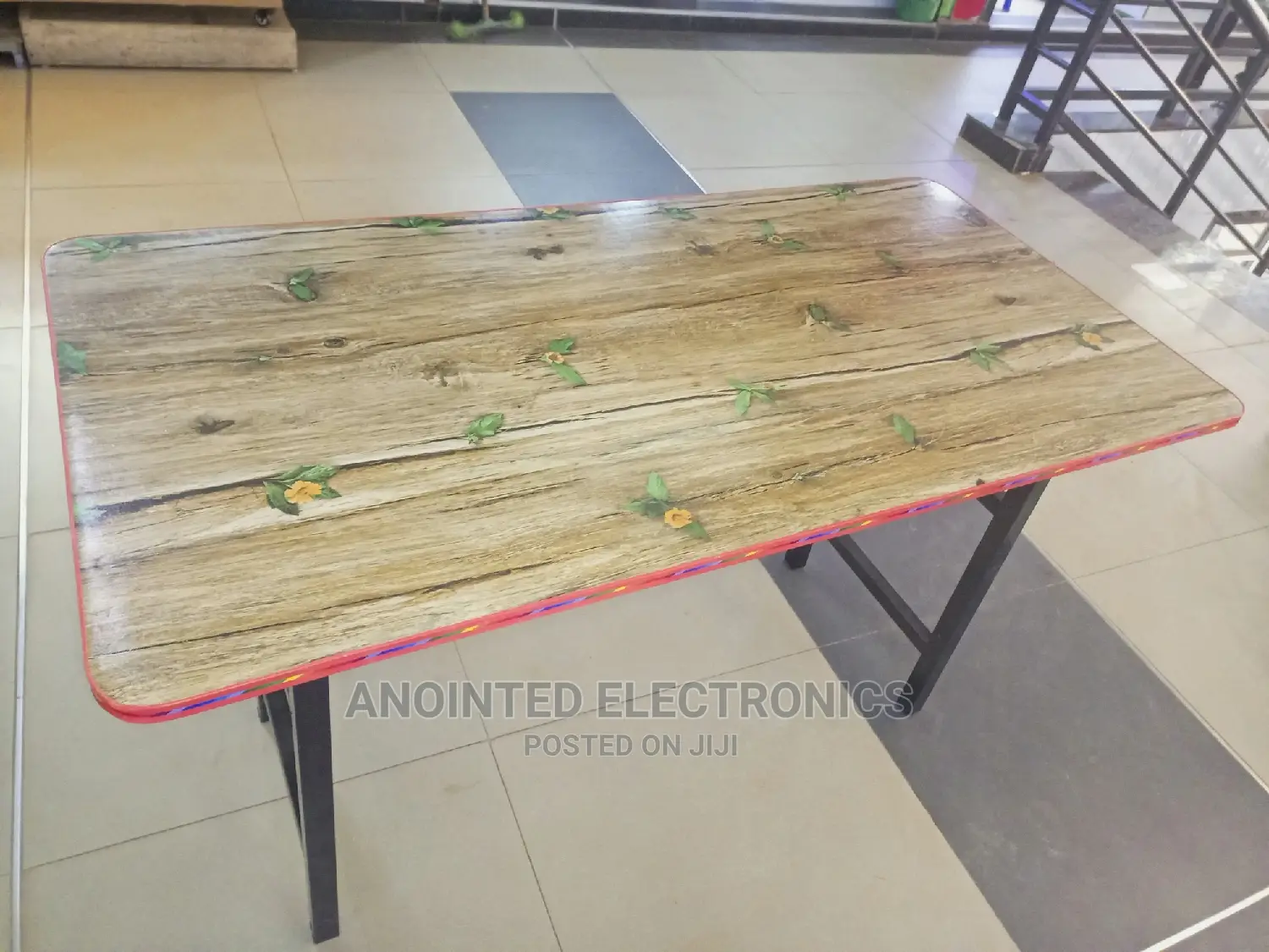 Foldable Reading Table