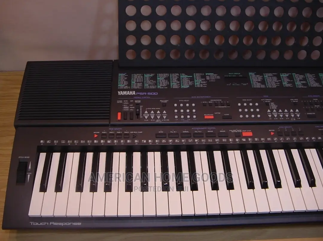 Yamaha PSR-500, 61 Keys Electronic Keyboard With Stand.