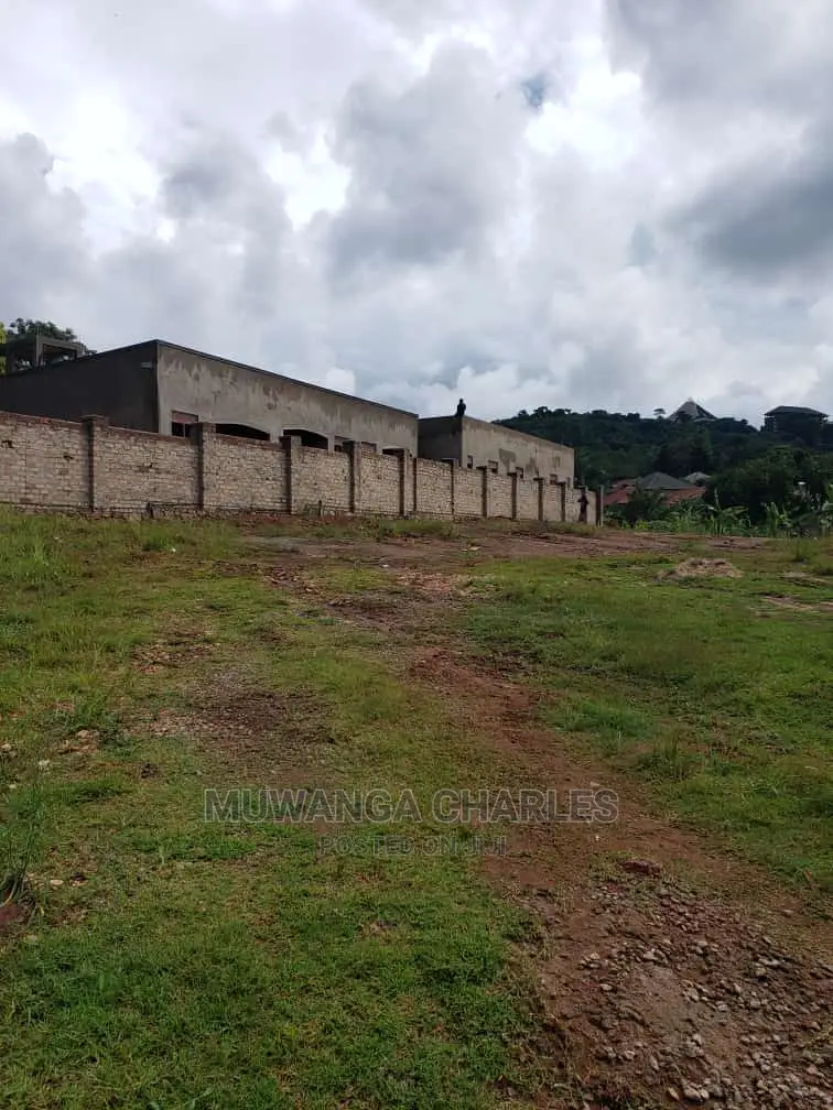 Plot's in Gayaza on Quick Sale