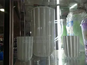 Jug Melamine With Glassed