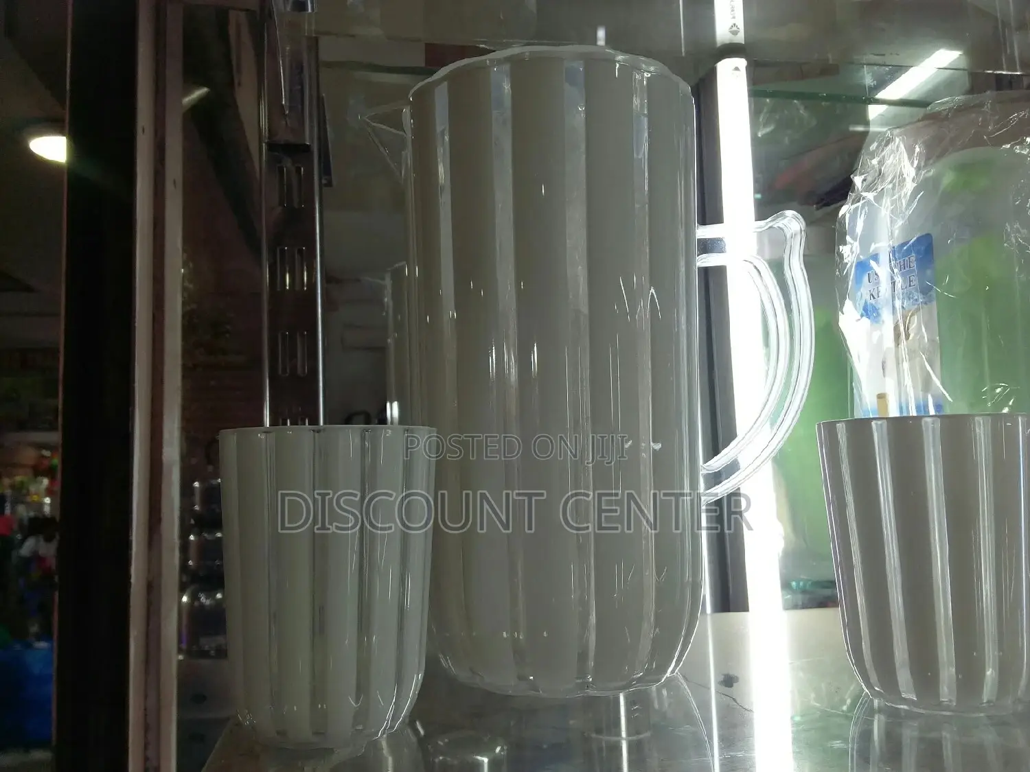 Jug Melamine With Glassed