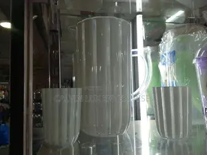 Jug Melamine With Glassed