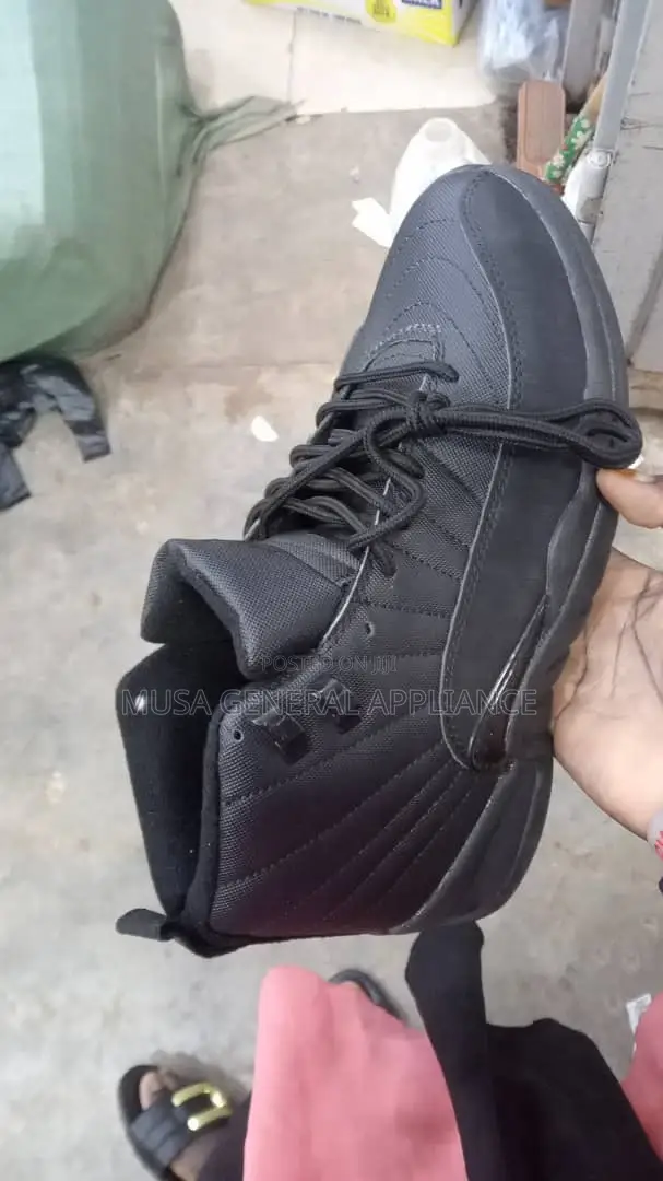 Excellent Sneakers