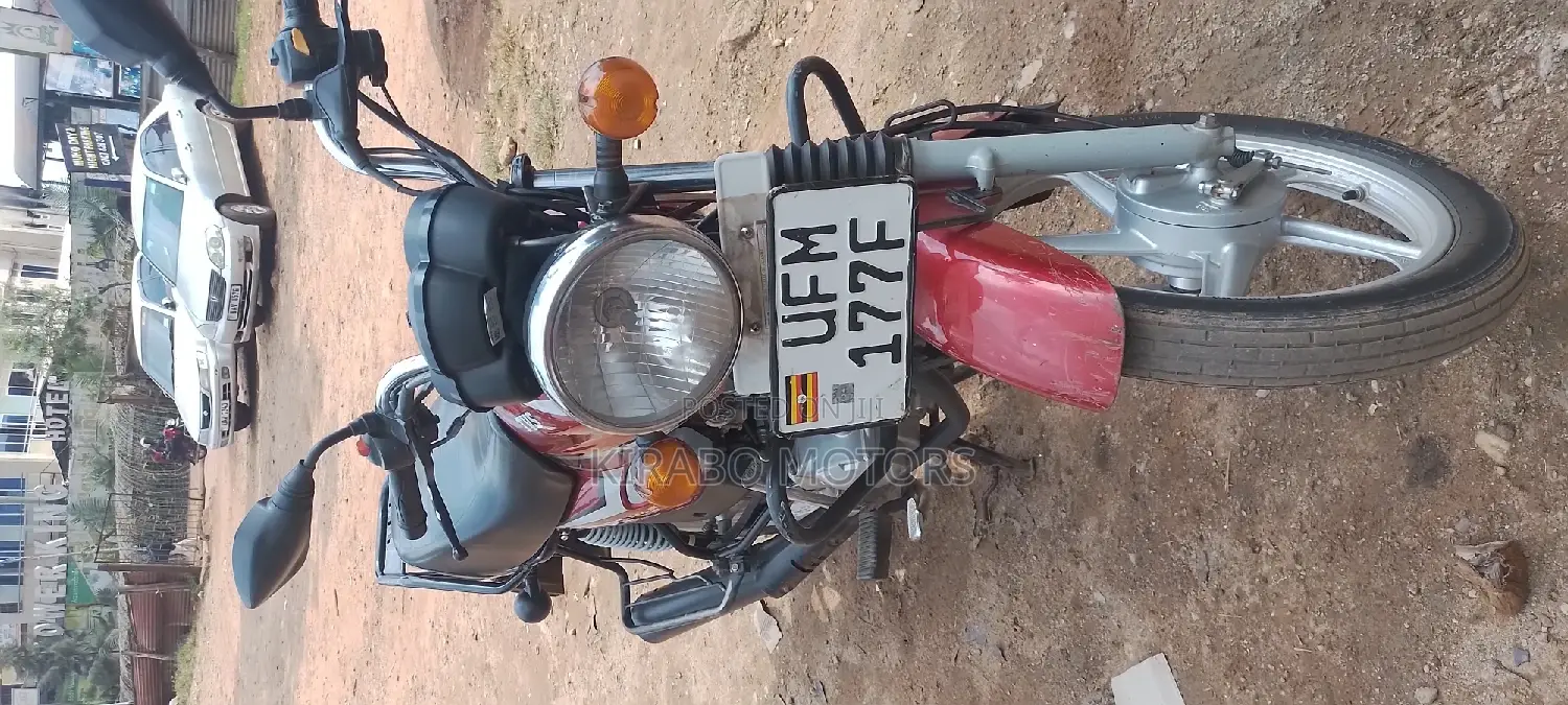 New TVS Apache 160 4V 2023 Green