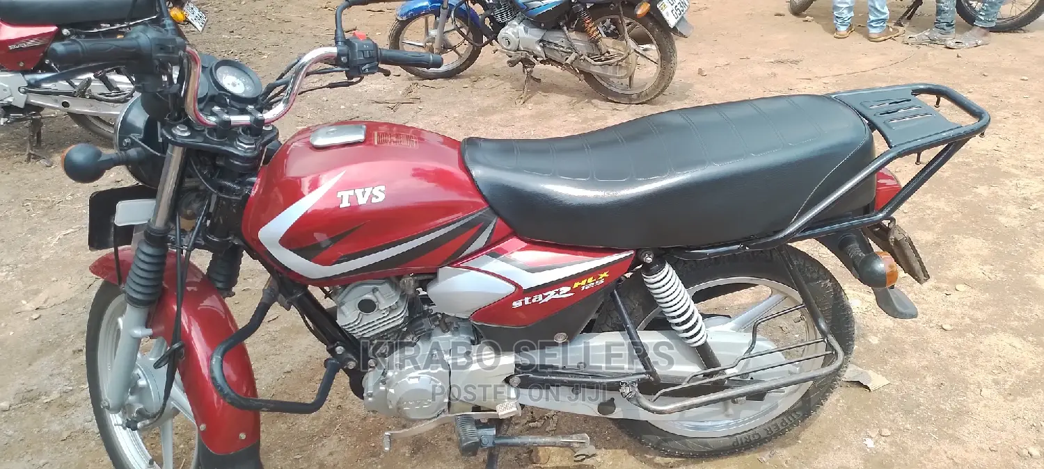 New TVS Apache 160 4V 2023 Green