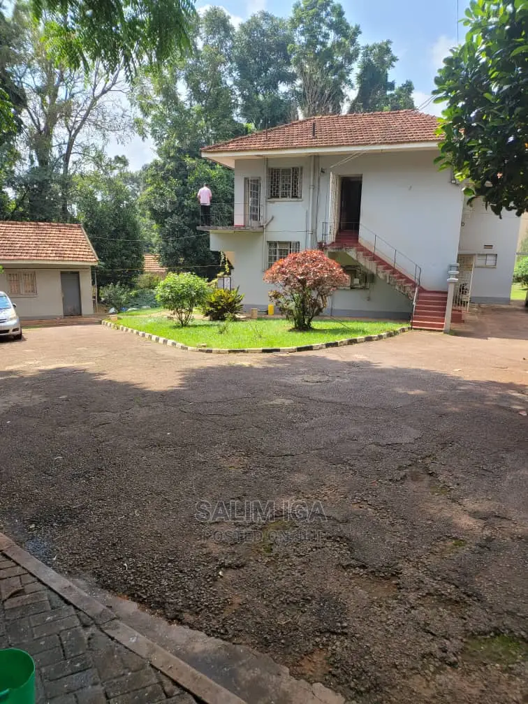 4bdrm Duplex in Kololo Property, Central Division for rent