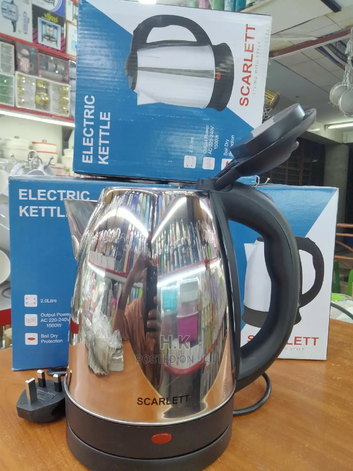 Electric Kettle Scarlet