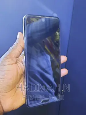 Sharp Aquos R2 64 GB Black
