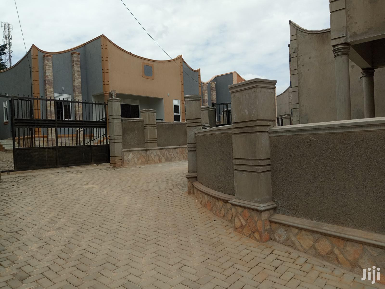 Kira Town Houses On Sell