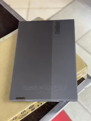 New Laptop Lenovo ThinkBook 15 16GB Intel Core I7 SSD 512GB