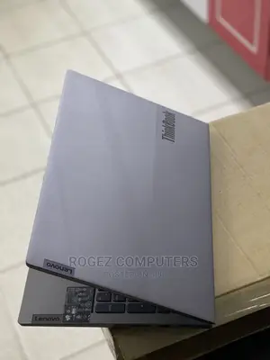 New Laptop Lenovo ThinkBook 15 16GB Intel Core I7 SSD 512GB