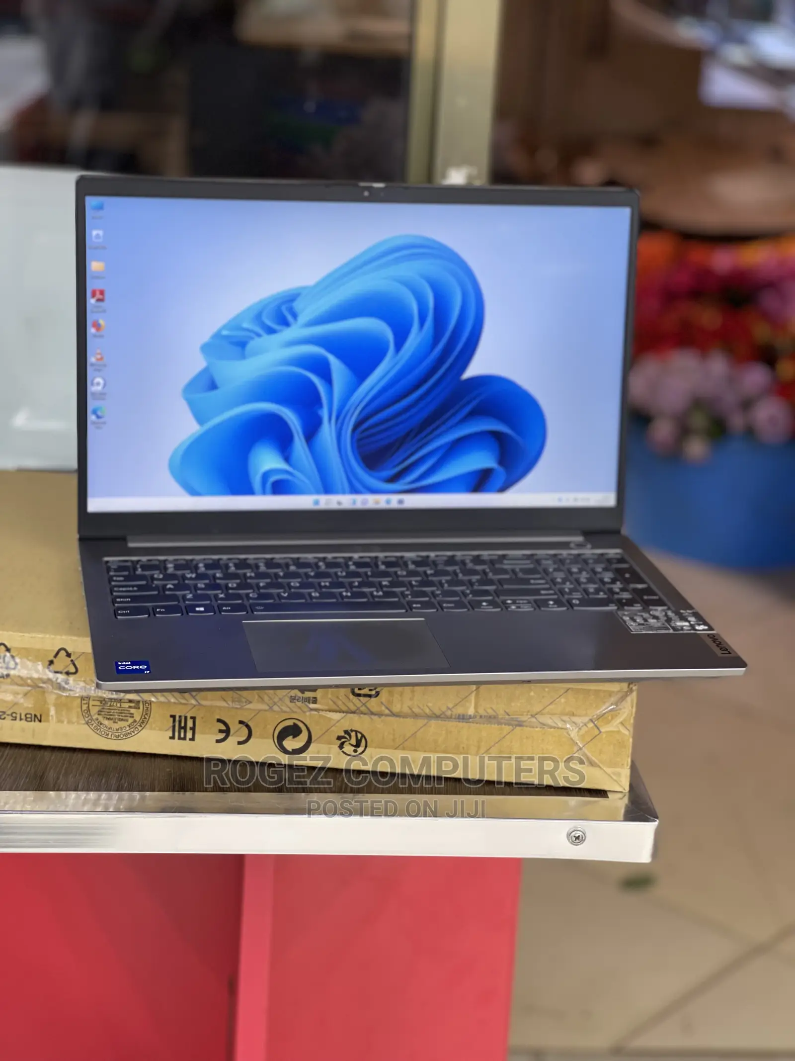 New Laptop Lenovo ThinkBook 15 16GB Intel Core I7 SSD 512GB